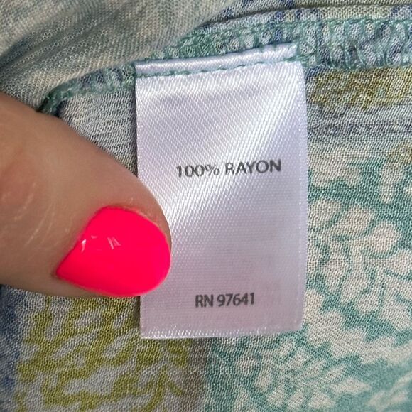 J. Jill Blue & Green Patchwork Print Split Neck 3/4 Sleeve Boho Tunic Top - Picture 5 of 6